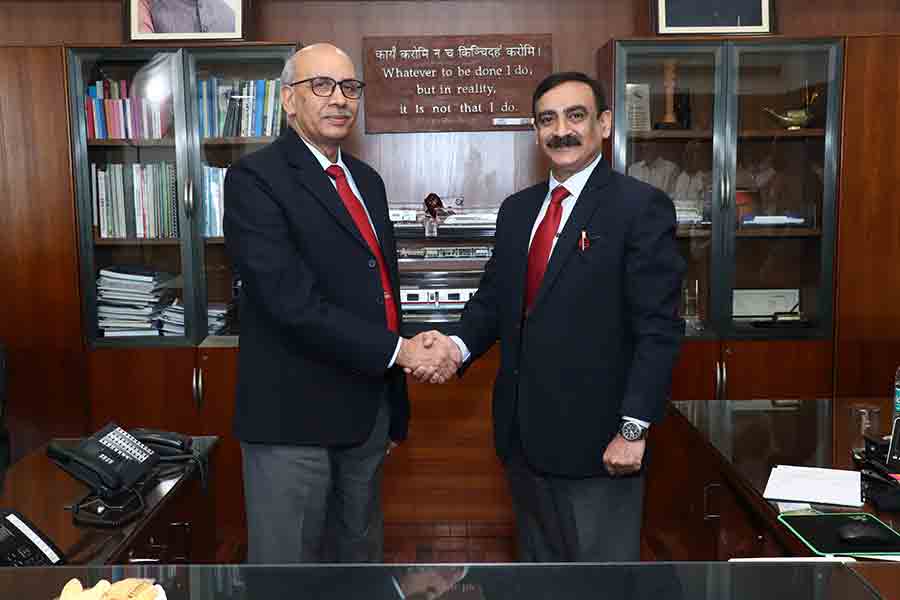 The outgoing MD, Dr. Mangu Singh with the new Managing Director Sh. Vikas Kumar during the handing over of responsibility. Sh Vikas Kumar will take over charge with effect from tomorrow, i.e., 1st April, 2022 (Friday).